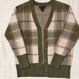 Gorgeous Green Plaid Button-Up Cardigan Sweater